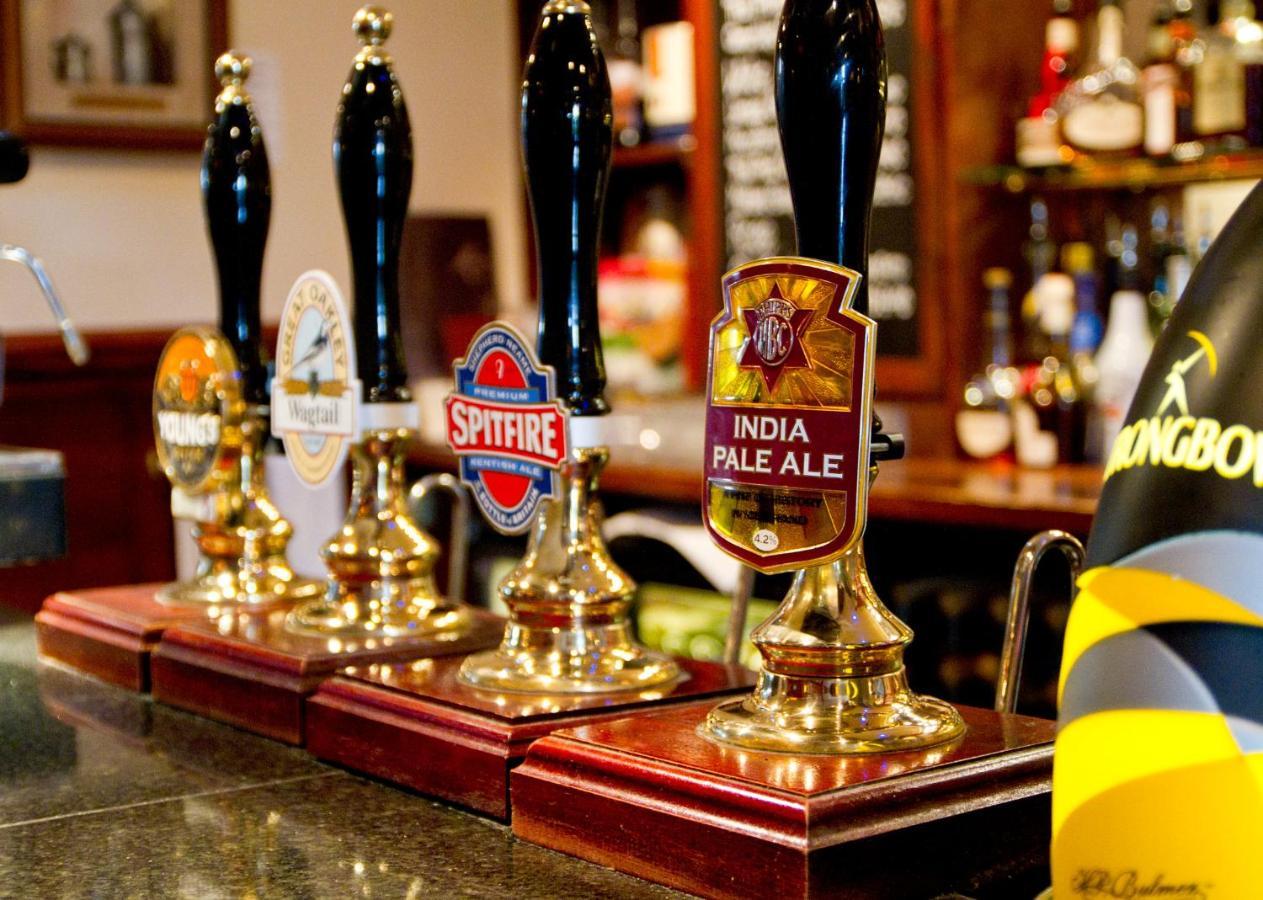 The Walnut Tree Inn Blisworth Εξωτερικό φωτογραφία