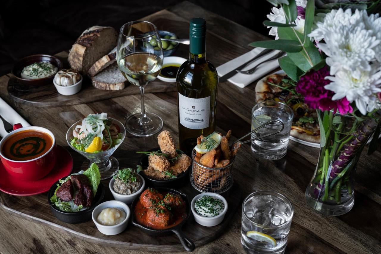 The Walnut Tree Inn Blisworth Εξωτερικό φωτογραφία